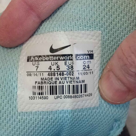 Nike Revolution Size 7 - Picture 7 of 11